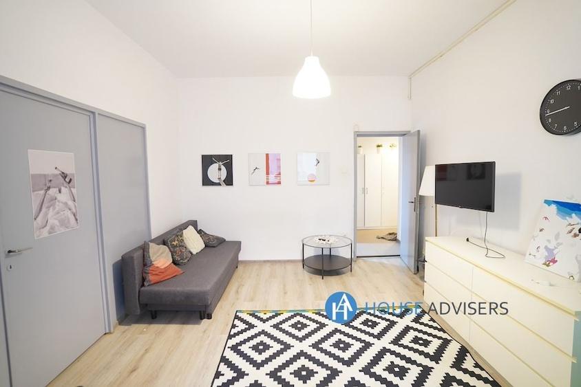 Apartament cu 2 camere, mobilat în Romană