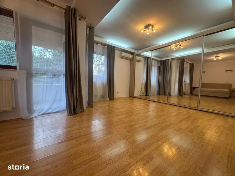 Casă cu 4 camere în Herăstrău