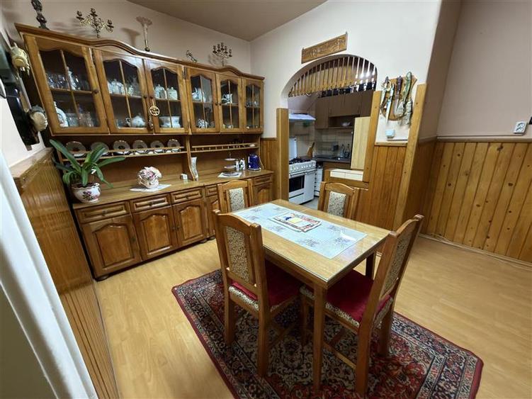 Spațiu comercial, de 203 mp, în Tudor