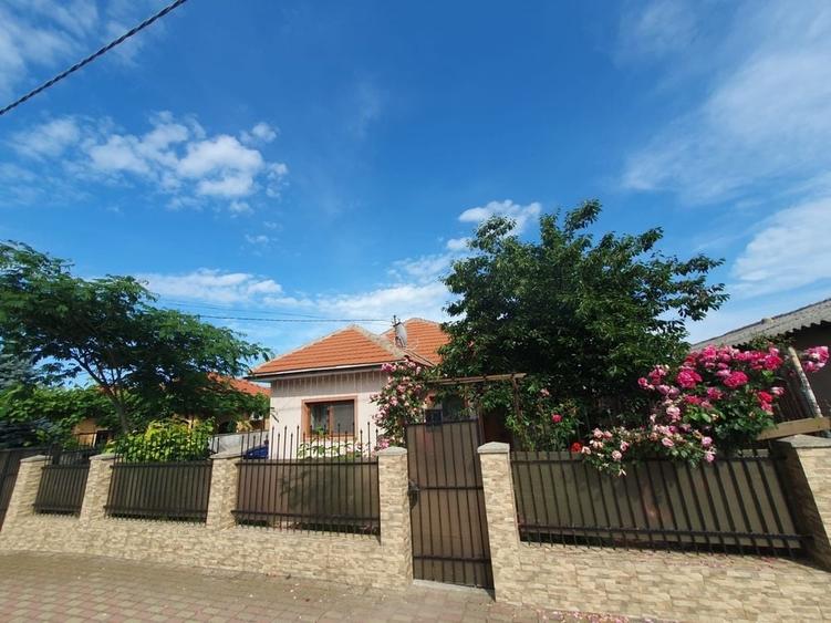Casă cu 4 camere în Tuzla