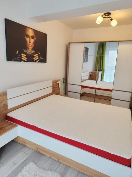 Apartament cu 2 camere semidecomandat în Dâmbul Rotund