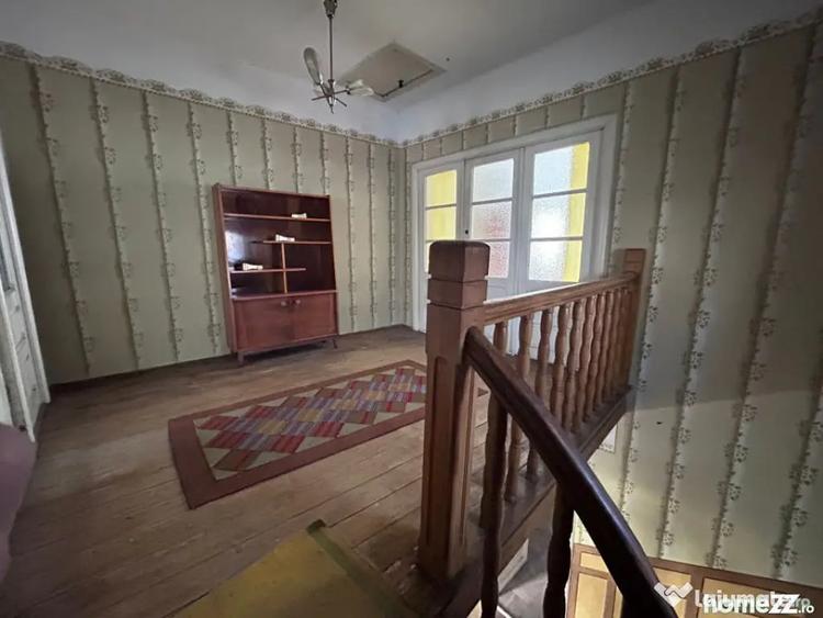 Casă cu 4 camere cu Teren 160 Mp în Școlilor
