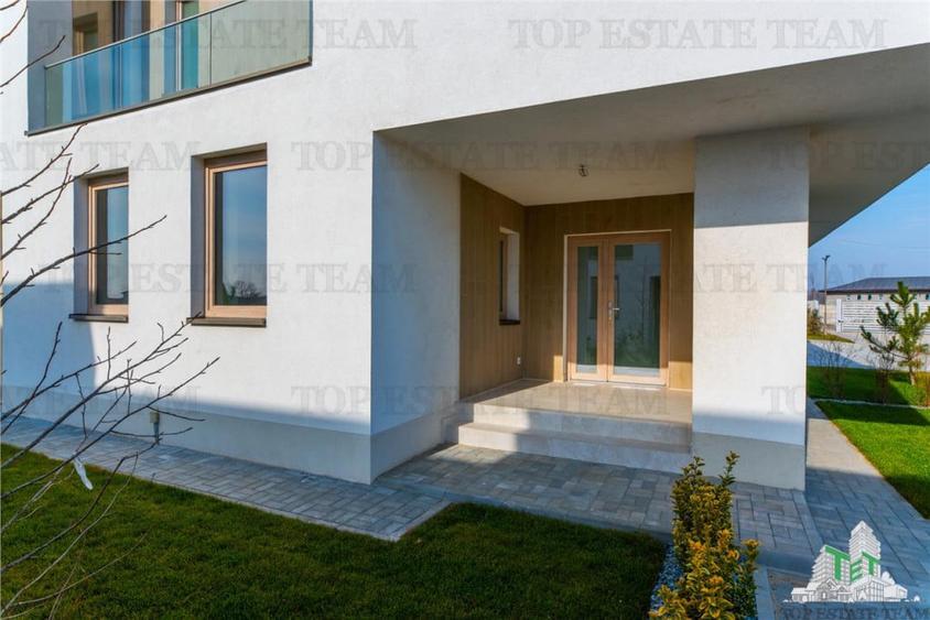 Casă cu 4 camere cu Teren 324 Mp în Corbeanca