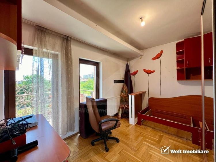 Casă individuală cu 6 camere cu Canalizare în Europa