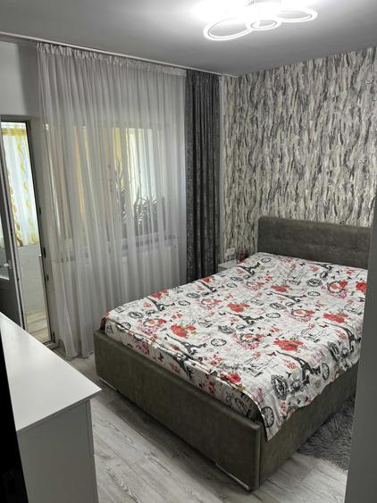 Apartament cu 2 camere decomandat în Smeura
