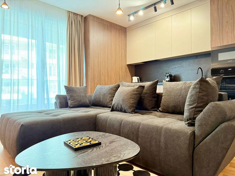 Apartament cu 3 camere, mobilat în Central