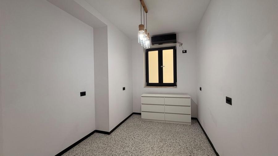 Apartament cu 3 camere decomandat în Herăstrău