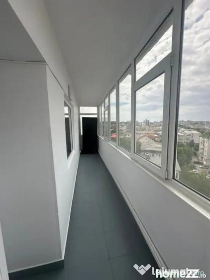 Apartament cu 4 camere decomandat în Dacia