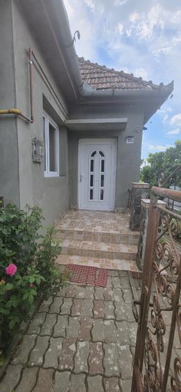 Casă cu 2 camere cu Teren 1000 Mp în Sânmărghita