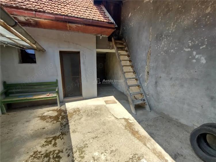 Casă cu 2 camere cu Teren 80 Mp în Vest
