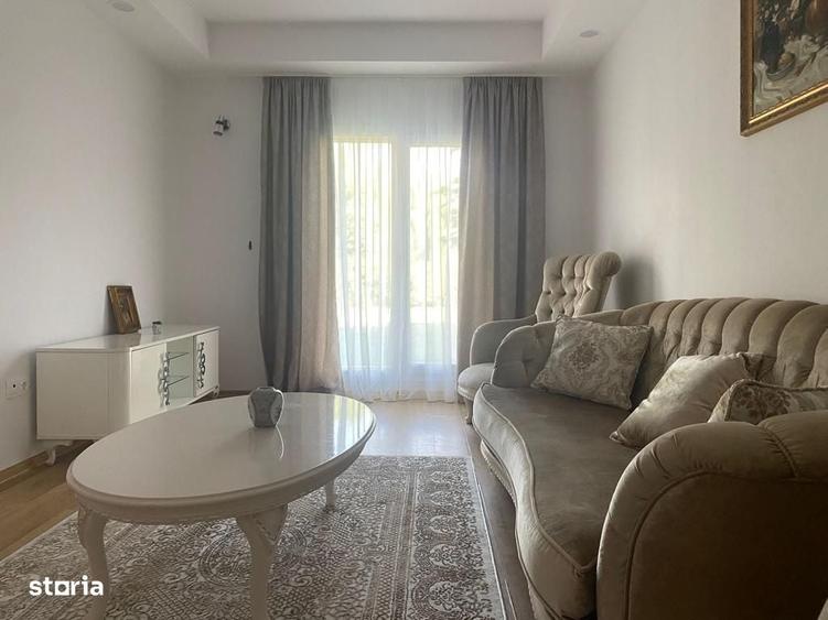 Apartament cu 3 camere semidecomandat în Ștefăneștii de Jos