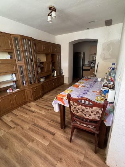 Apartament cu 3 camere decomandat în Sânmartinu Sârbesc