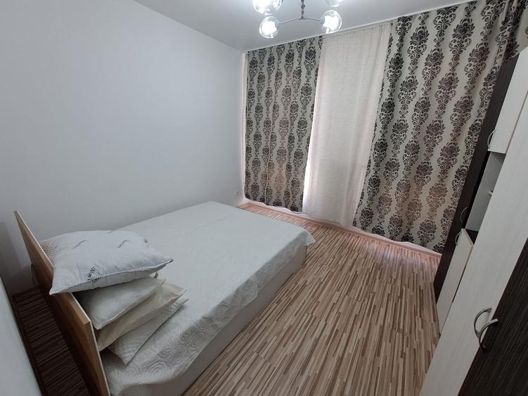 Apartament cu 2 camere decomandat în Apărătorii Patriei