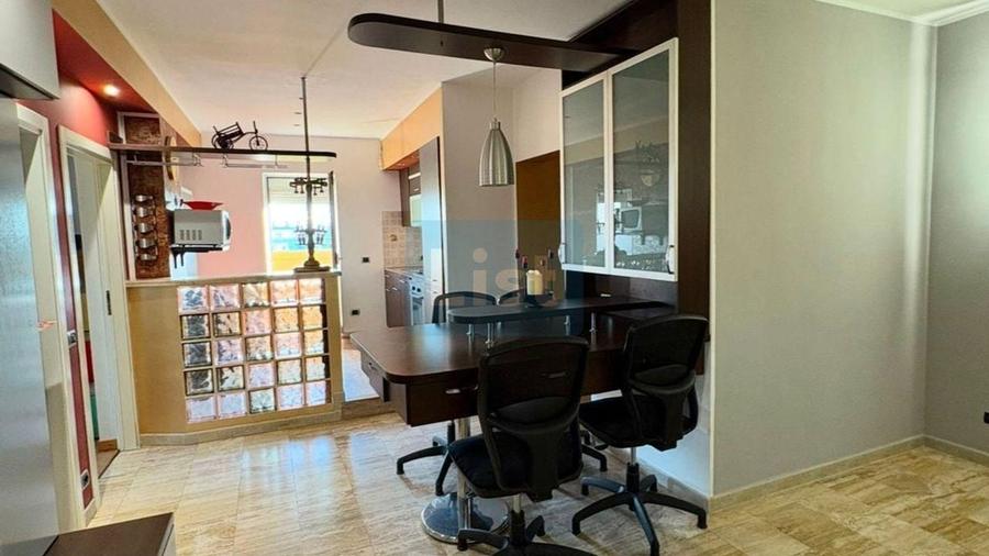 Apartament cu 3 camere decomandat în Nord - Spitalul Județean