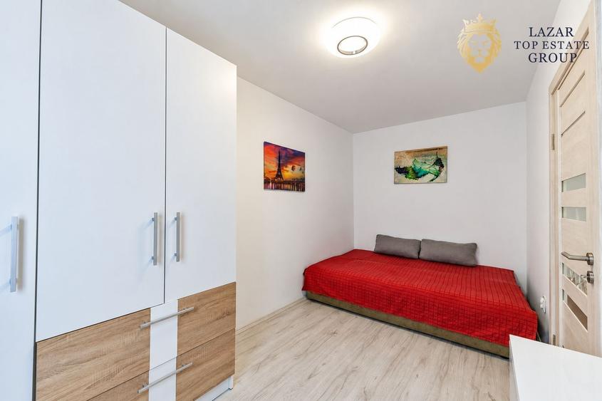 Apartament cu 3 camere semidecomandat, mobilat în Intim