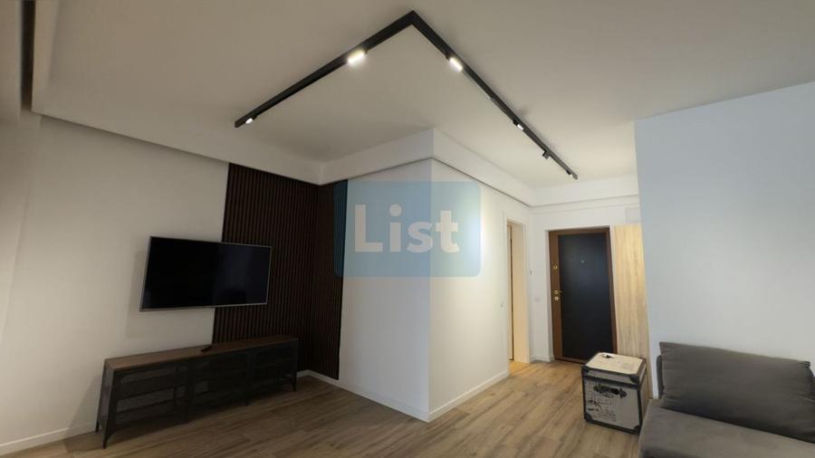 Apartament cu 2 camere semidecomandat, mobilat în Calea Turzii