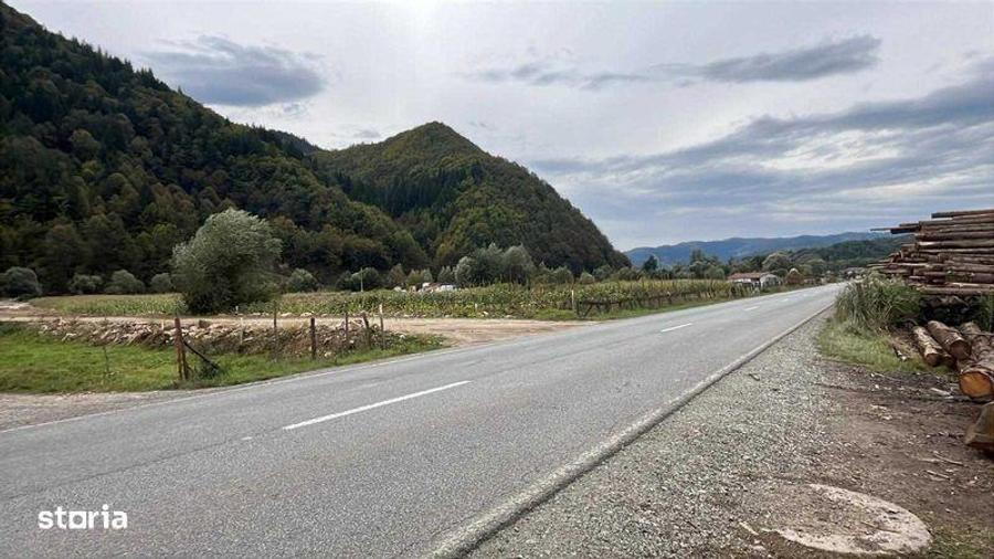 Teren de 3465 mp, în Central