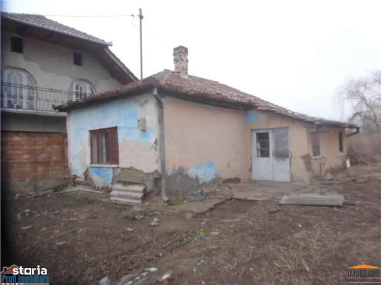 Spațiu comercial, în Pârneava