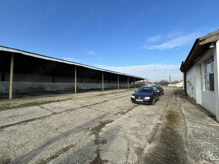 Spațiu comercial, de 7,000 mp, în Central