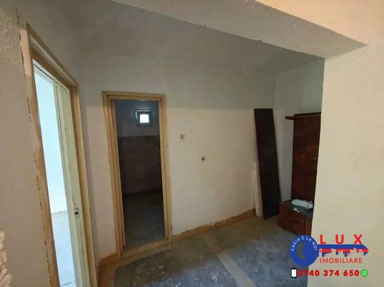 Apartament cu 2 camere decomandat în Babadag