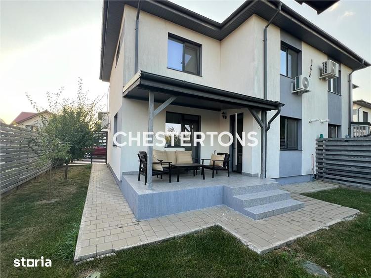 Casă cu 4 camere cu Teren 266 Mp în Domnești