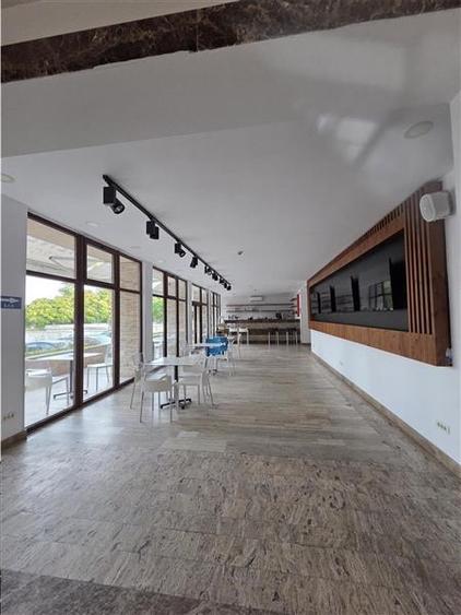 Spațiu comercial, de 9,625 mp, în Central