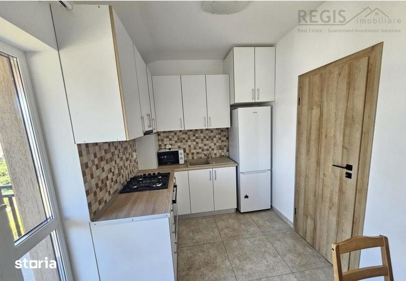 Apartament cu 3 camere în Tractorul