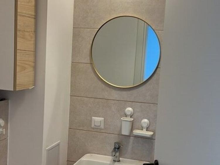 Apartament cu 3 camere decomandat în Sebastian