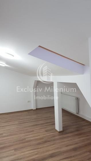 Casă individuală cu 6 camere cu Canalizare în Grozăvești