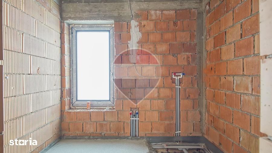 Casă cu 4 camere cu Teren 350 Mp în Dârste