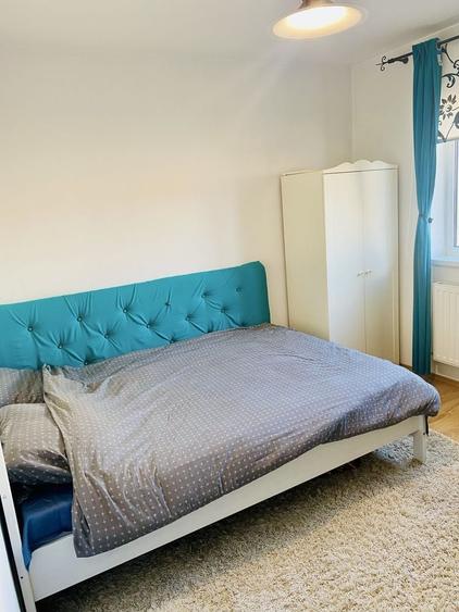 Apartament cu 3 camere decomandat în Central