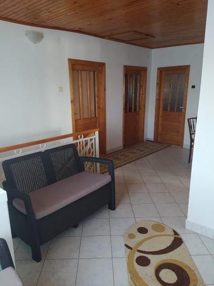 Casă individuală cu 5 camere cu Garaj în Coteana