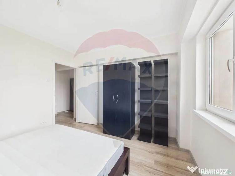 Apartament cu 3 camere decomandat în Lujerului