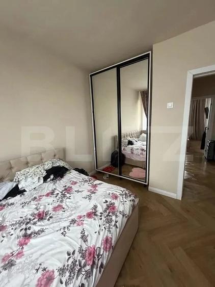 Apartament cu 3 camere decomandat în Sud