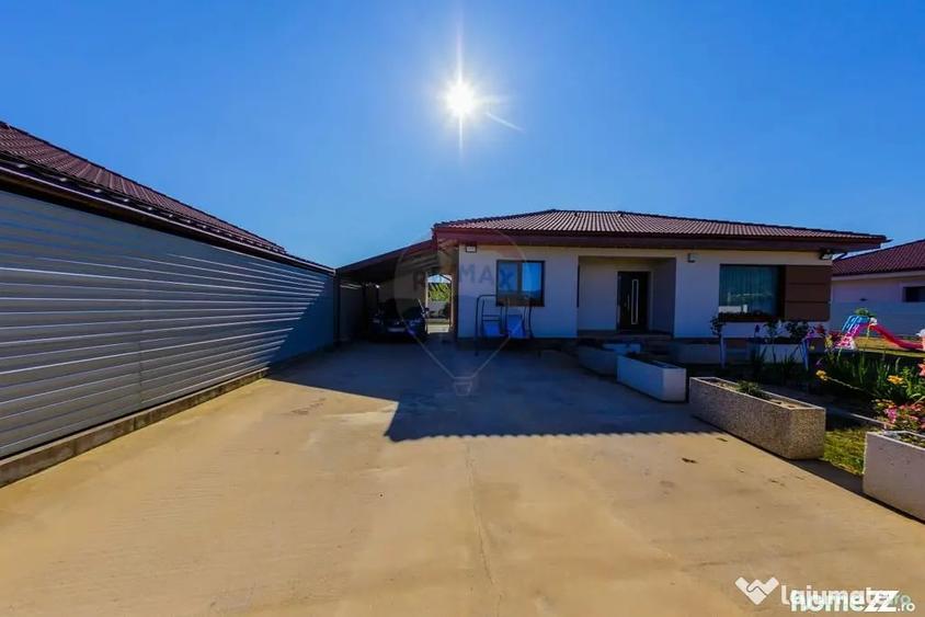 Casă cu 4 camere cu Teren 600 Mp în Săsar