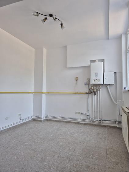 Spațiu comercial, de 35 mp, în Exterior Vest