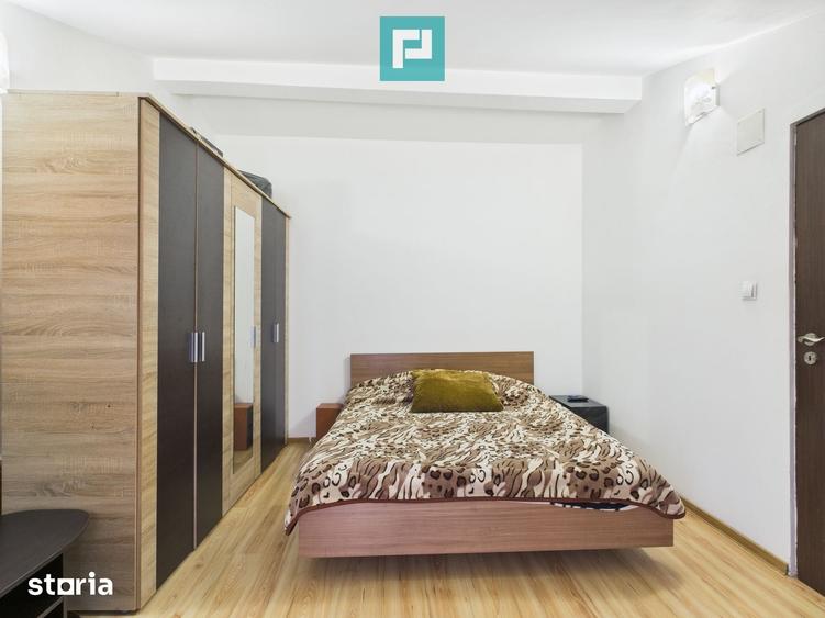 Casă cu 6 camere cu Teren 363 Mp în Blașcovici