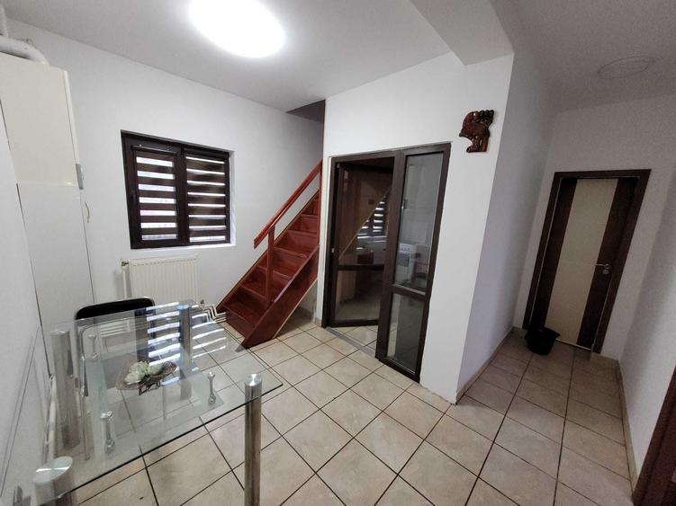 Casă cu 3 camere în Gării