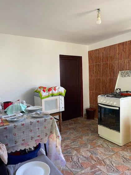 Casă individuală cu 2 camere cu Teren 1087 Mp în Telega