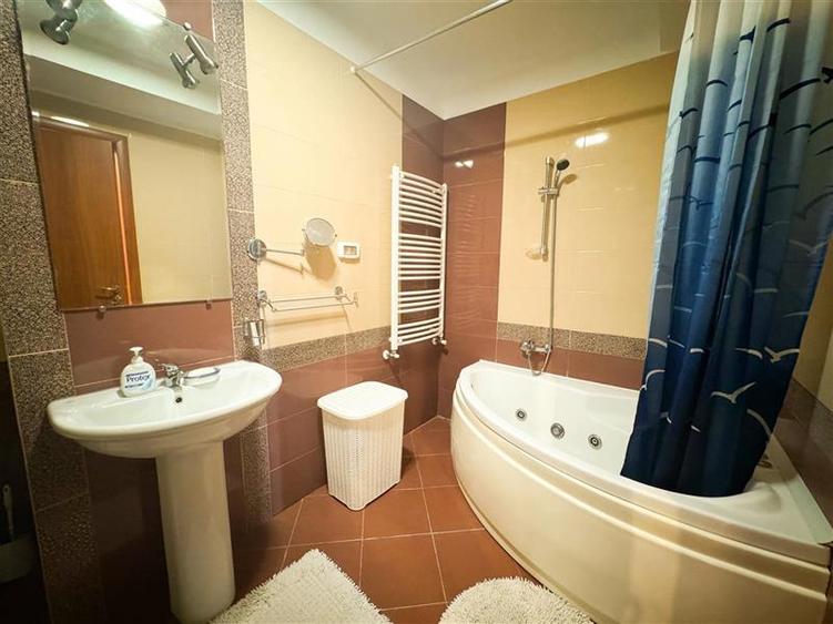 Apartament de inchiriat 3 camere Herastrau - 26