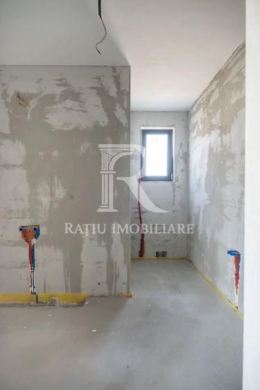 Casă individuală cu 4 camere cu Canalizare în Sântandrei