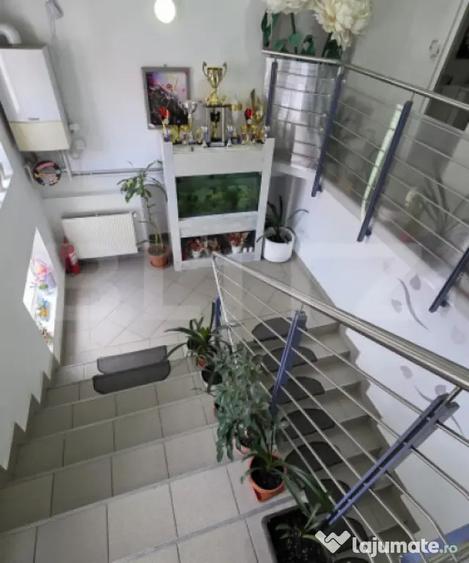 Spațiu comercial, de 350 mp, în Central