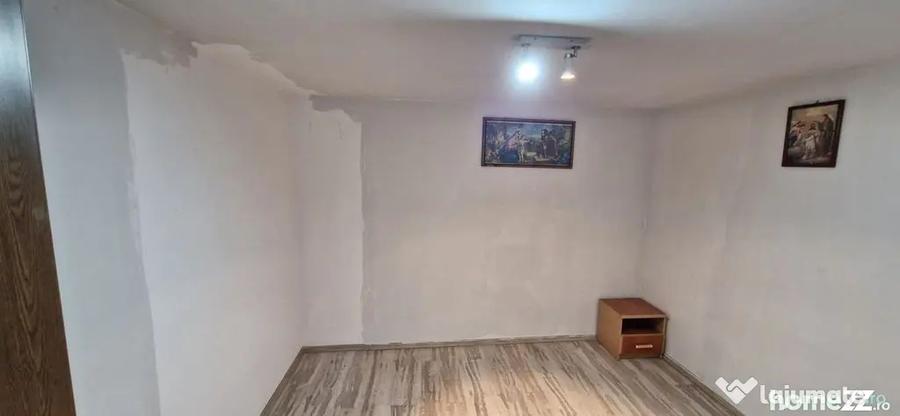 Casă cu 4 camere cu Teren 243 Mp în Alexandriei