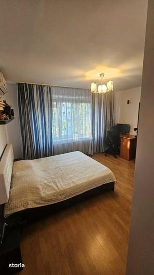 Apartament cu 4 camere în Titan