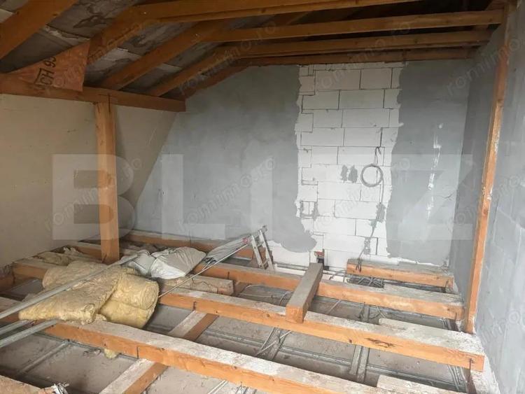 Apartament cu 3 camere decomandat în Sângeorgiu de Mureș