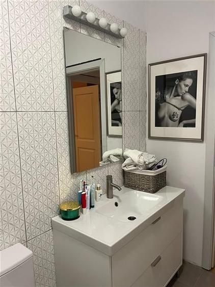 Casă individuală cu 5 camere cu Teren 173 Mp în Polonă