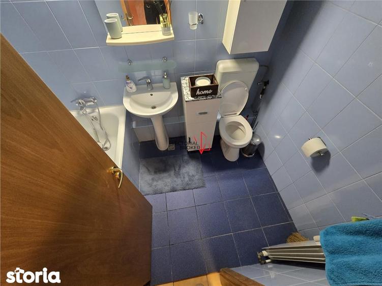Apartament cu 2 camere decomandat în Tei