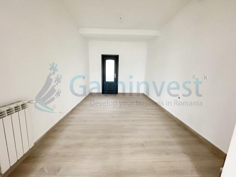 Casă individuală cu 6 camere cu Canalizare în Iosia