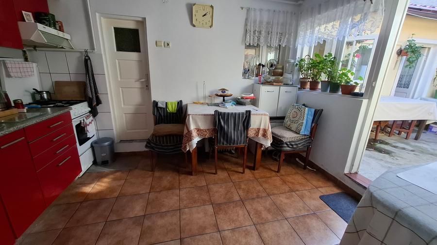 Casă individuală cu 3 camere cu Canalizare în Tăbăcărie