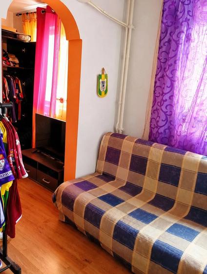 Apartament cu 2 camere semidecomandat în Trivale